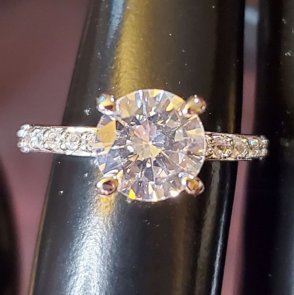 Sterling Silver 2 Carat Cubic Zirconia Ring. Size 6 1/2
